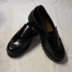 H&M Preppy Collegiate Black Lug Sole Penny Loafers NWOB SZ 39.